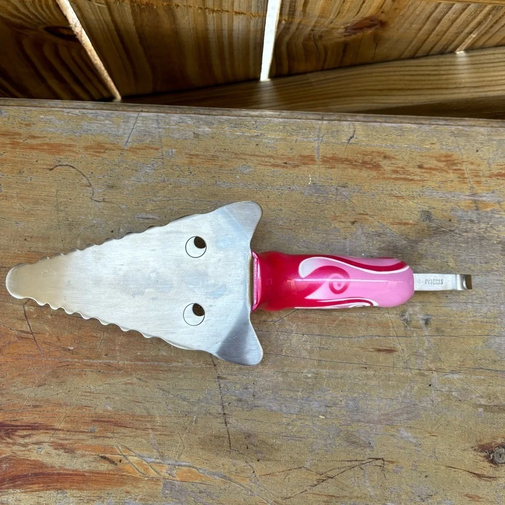 Pink Grenadine FiLou Dachshund Pie Server Pylones Studio Coquelicots Collection